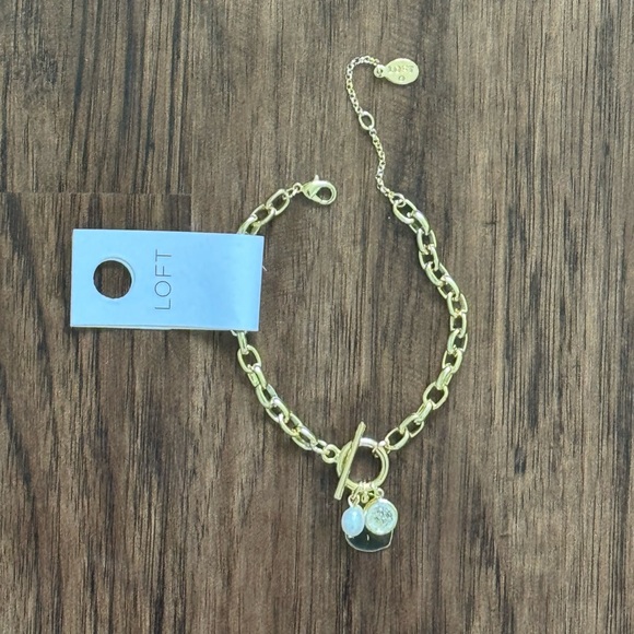 Loft toggle charm bracelet - Picture 2 of 10